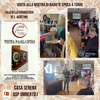 Gli Ospiti di Casa Serena in visita alla Mostra di radio d' epoca presso la sala parrocchiale di Sant' Agostino durante l'omonima festa a Torre